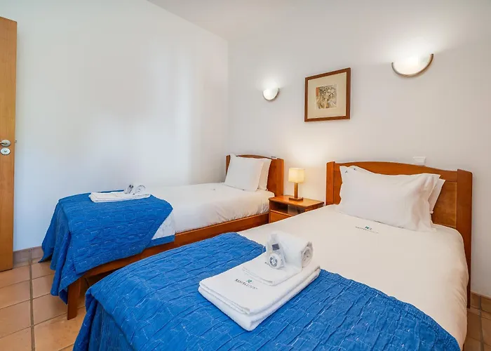 Bright One Bedroom In Marina Park #1989 Lägenhet *